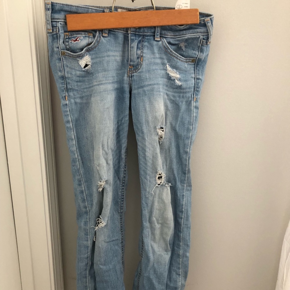 light wash hollister skinny jeans